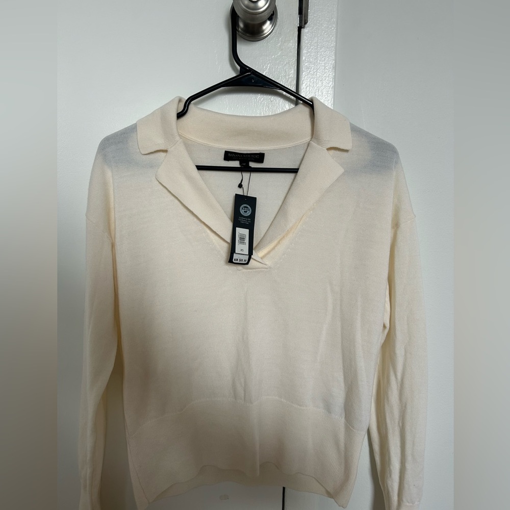 Banana Republic Cream 100% Merino Wool Sweater
